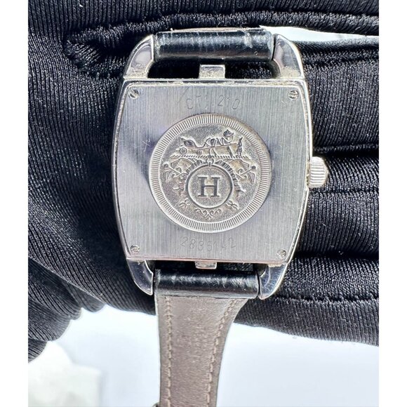 Pre-owned Hermès Cape Cod Tonneau Leather Watch White CT1.210 - Picture 7 of 10